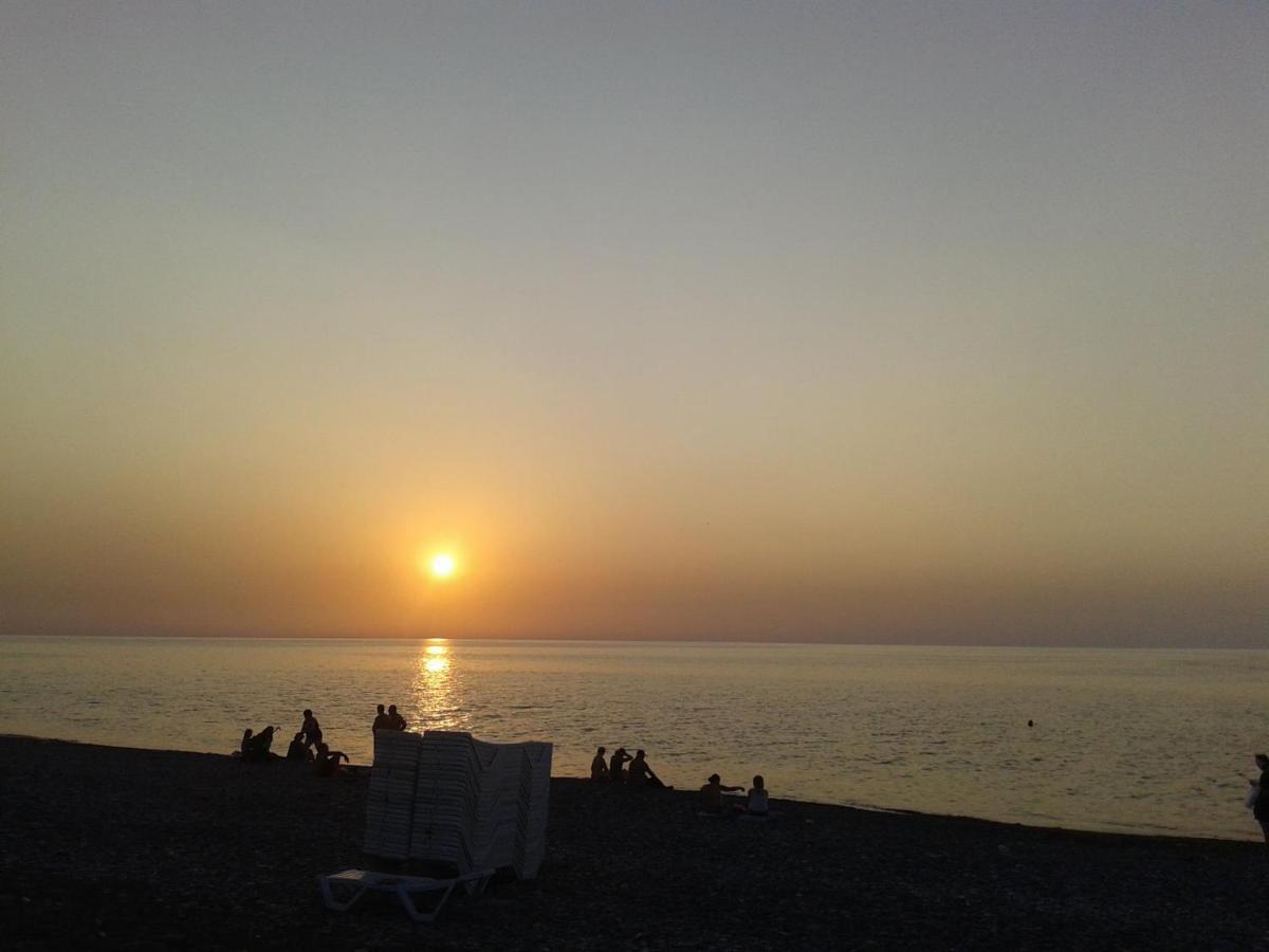 Batumi Orbi Sea Tawer Exterior photo